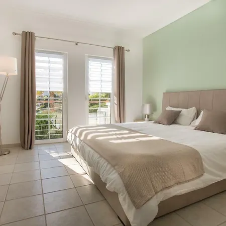 2 Bedroom Townhouse Quinta Da Encosta Velha Nyaraló