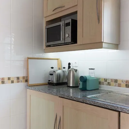 2 Bedroom Townhouse Quinta Da Encosta Velha