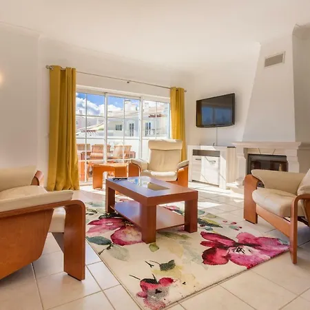 2 Bedroom Townhouse Quinta Da Encosta Velha *