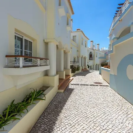 2 Bedroom Townhouse Quinta Da Encosta Velha 부덴스